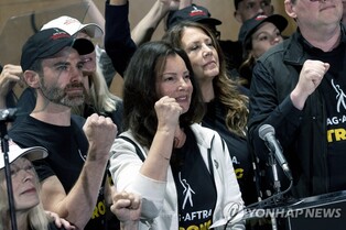 美 배우조합, 파업 결의…63년만에 작가조합과 동반 파업 예고(종합2보)