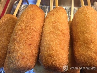 "K팝 등 한류 열풍에 미국서 한국식 핫도그 인기 확산"