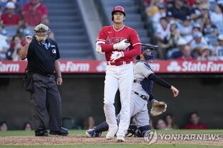 양키스도 무서워하는 오타니…한 경기서 4볼넷