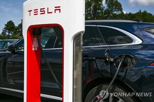 테슬라, 美서 안전벨트·카메라 결함으로 1만7천대 리콜
