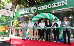 Papa John's Korea launches American style fried chicken brand