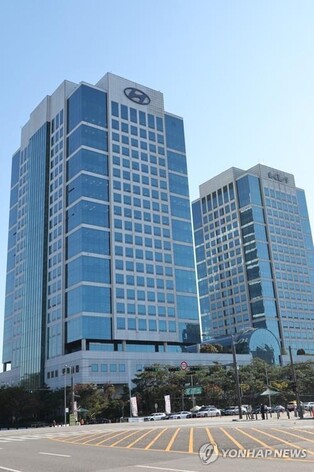 (LEAD) Hyundai Q2 net rises 8.5 pct on weak won, high-end models