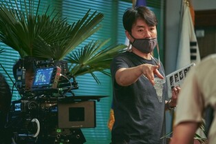 Director of 'Smugglers' aims to balance freshness and familiarity