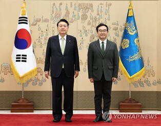 (LEAD) Yoon names new ambassador to Russia