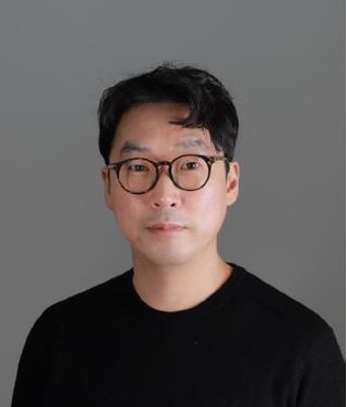 더블베이시스트 홍성혁, 독일 카를스루에 음대 정교수 임명