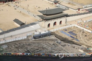 광화문 앞 日철로, 철도박물관 야외로…경성전차 모형 함께 전시