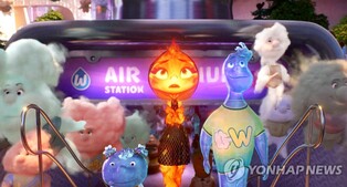 '엘리멘탈', '스즈메'도 꺾었다…올해 최고 흥행 외화