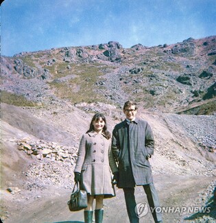 조선시대 매죽도·춘추집주 목판…1천516점 기증한 미국인 부부