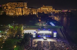 4년 만의 삼척 비치 썸 페스티벌, 5만명 즐겼다