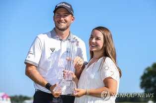 PGA 투어 3M오픈 우승 호지스, 세계 랭킹 110위→54위로 도약