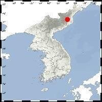 (LEAD) Two minor natural earthquakes strike near N. Korea's nuclear test site: weather agency