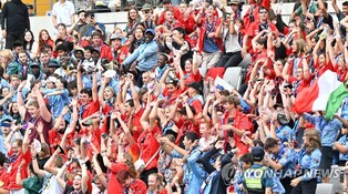 Yoon's office hits back at ex-President Moon for criticizing jamboree mismanagement