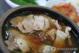 [정전 70년, 피란수도 부산] (22) 피란민 고픈 배 채운 돼지국밥