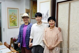 "우리 모두 작가"…광주디자인비엔날레에 일가족, 특별전 참여