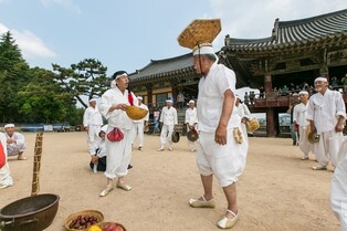 함께 즐기며 어우러지는 한마당…밀양에 남아있는 대동놀이