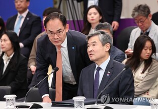Yoon considering replacing 2nd deputy nat'l security adviser, defense secretary