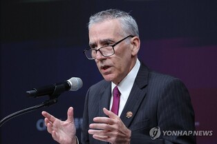 Efforts by N. Korea, Russia to seek closer military ties stem from increasing isolation: U.S. envoy