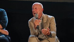 노먼 포스터 "좋은 디자인의 시작은 '잘 듣는 것'"