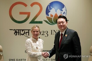 Yoon meets with leaders of Italy, Germany, Mauritius