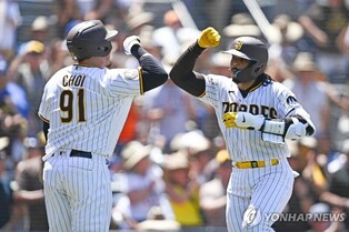 최지만 볼넷·사구로 멀티 출루…샌디에이고 뒤늦은 6연승