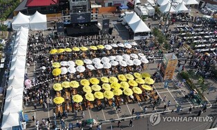 홍성·예산군, 더본코리아와 손잡고 지역축제 추진(종합)