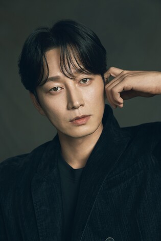 '도적' 이현욱 "불나방 같은 성격…악역에 또 뛰어들었죠"