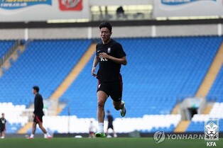 황의조·배준호, 리그컵서 나란히 선발 출전…모두 탈락