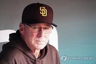 샌디에이고 단장 "내년에도 멜빈 감독과 함께 가을야구 도전"