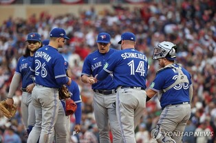 토론토, 2연패로 PS 탈락…류현진 등판 없이 '토론토와 계약 끝'