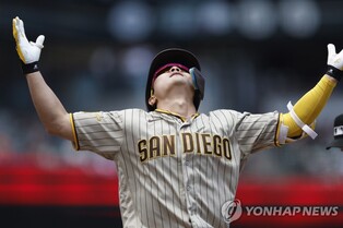 MLB 누빈 한국인 야수 김하성·배지환, 11일 나란히 귀국(종합)