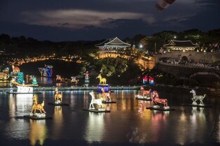 밤을 수놓는 빛의 향연 '진주남강유등축제' 8일 개막