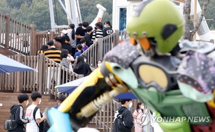 가을밤 낭만 더한다…마산로봇랜드서 8일 밤 불꽃놀이