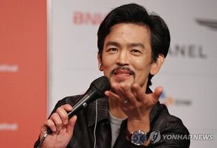 존 조 "가족처럼 환영받아 감사…한국인 활약엔 보람 느껴"