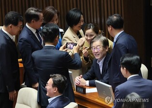 Opposition leader Lee to attend by-election campaign after release from hospital