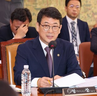 문화재청장 "세계유산위서 日 군함도·사도 광산 강력 항의"