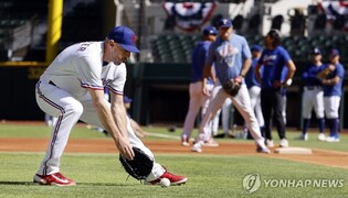 MLB 텍사스 우완 투수 셔저, 어깨 통증 딛고 ALCS 출격 채비