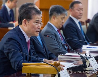 Unification minister urges N. Korea to make 'right' choice of returning to dialogue