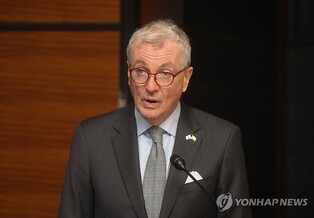 (Yonhap Interview) New Jersey Gov. seeks to deepen economic ties with S. Korea