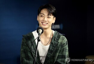 [이·팔 전쟁] BTS 정국 후보 오른 MTV 시상식 취소…"애도의 시간"