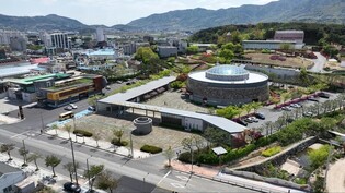전통과 현대 도자예술…협업이 빛나는 분청도자기축제 개막
