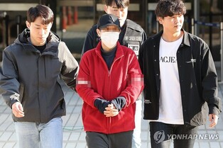 Suspect referred to prosecution for leaving weapon in front of justice minister's home