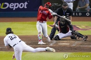 MLB 필라델피아, 2년 연속 내셔널리그 우승에 1승 남았다