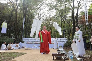 '한라산 아미봉 4·3 해원상생굿' 열려…'산사람들' 위무