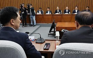 Gov't, PPP agree to release 2,900 tons of cabbage ahead of annual 'gimjang' season