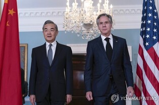 (LEAD) Top U.S., Chinese diplomats hold talks over bilateral ties, Middle East tensions