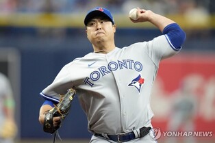 MLB 전직 단장 "류현진, 1년 800만 달러 수준에 계약할 듯"