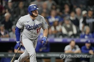 MLB 다저스, 강타자 먼시와 320억원에 2년 연장 계약