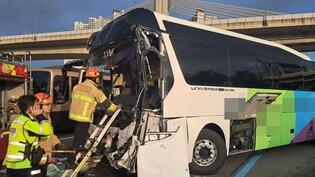 Nearly 60 injured in chain collisions of 5 buses