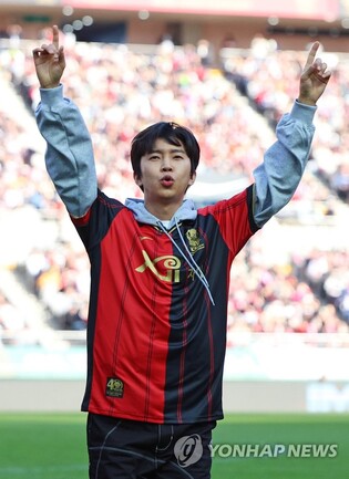 임영웅, 내년 5월 '상암벌' 서울월드컵경기장서 단독 콘서트