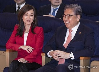 FM stresses S. Korea's role in protecting N. Korean defectors overseas